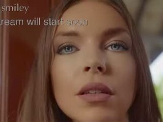 Screen Shot of diana_smiley
