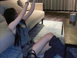 Screen Shot of Alyssa-8