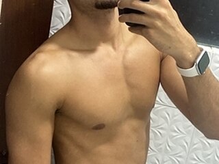 Screen Shot of Tiee