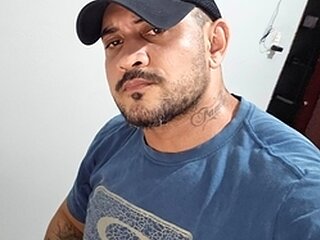 Screen Shot of Militar Tatuado