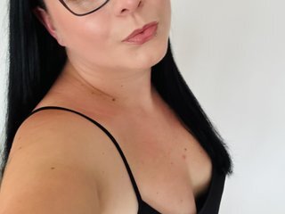 Screen Shot of NaughtyWifeUK