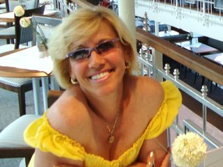 Screen Shot of BlondPrettyLady