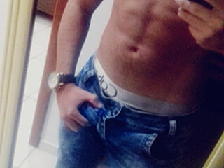 Screen Shot of Machodo Sexy