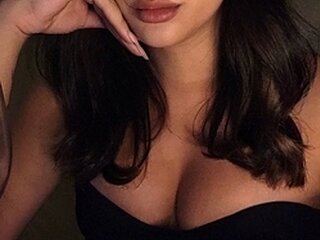 Screen Shot of Meg Oliveira