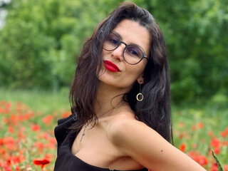 Screen Shot of LuisaDekar