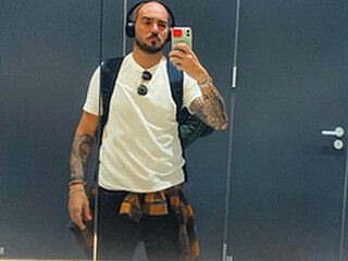 Screen Shot of alessandromori9