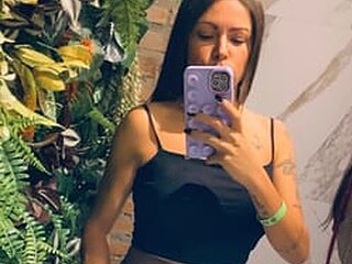 Screen Shot of Beccah