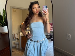 Screen Shot of DesireeGrey22