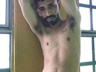Screen Shot of HairyboyBigcock