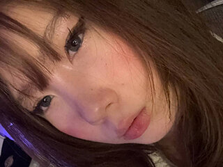 Screen Shot of NikoleMontrose