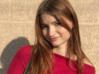 Screen Shot of MadelynWealer