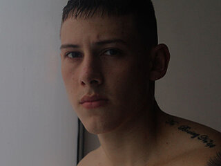 Screen Shot of Latino_Milk_99