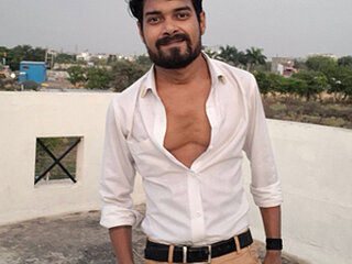 Screen Shot of Aryan1