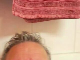 Screen Shot of Nacktputzer_007