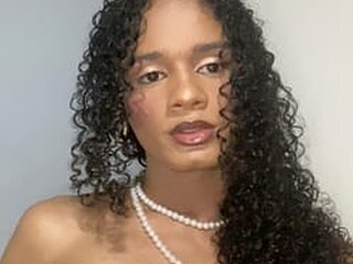 Screen Shot of Mika Nunes