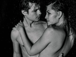 Screen Shot of FukinHotCouple