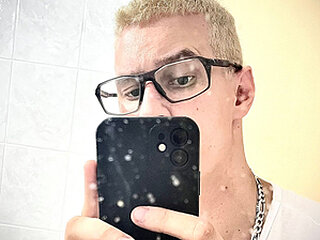 Screen Shot of timonsexy1