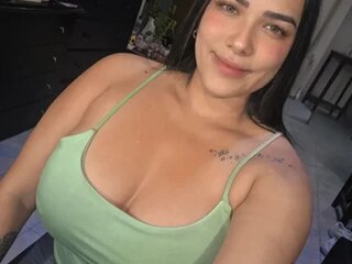 Screen Shot of Camiysebas21