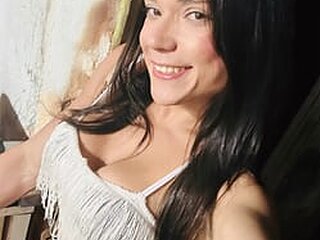 Screen Shot of Luanna Evelyn