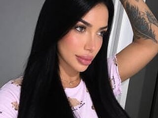 Screen Shot of Eduarda Lins