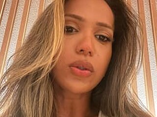 Screen Shot of Ariana Bastos