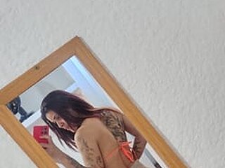 Screen Shot of Amanda Aryel