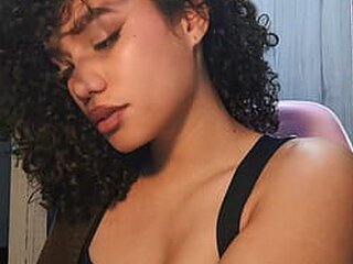 Screen Shot of Veronica Monet