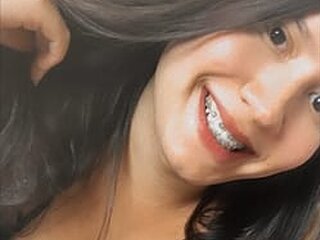 Screen Shot of Anna Farias