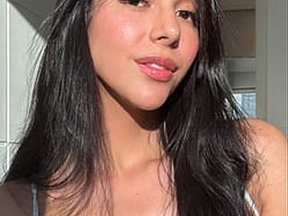 Screen Shot of Mica Sweet