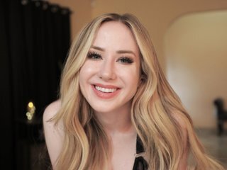 Screen Shot of pintsizedblonde
