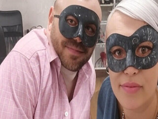 Screen Shot of JessicaandRon