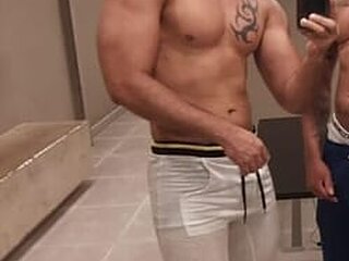 Screen Shot of Muscle Lush
