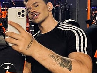 Screen Shot of Russinho Carioca